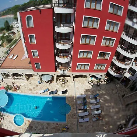 Rich Apartment *
